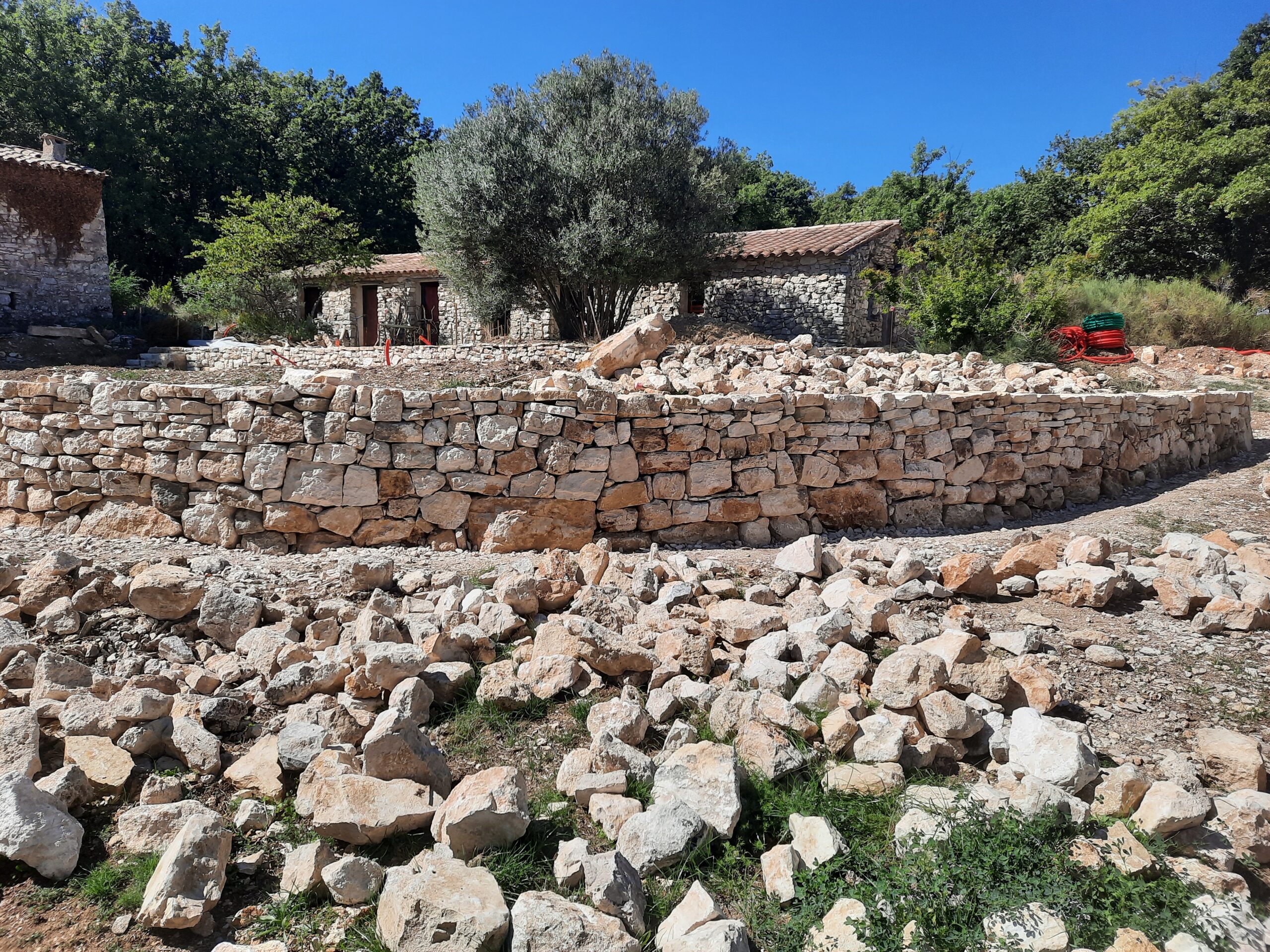 20250916_133547 Reprise de mur